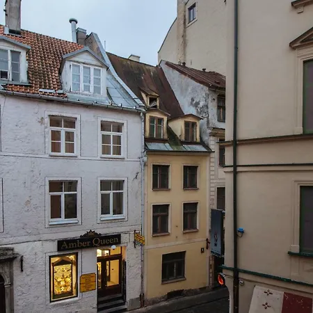 Old Dome Square *